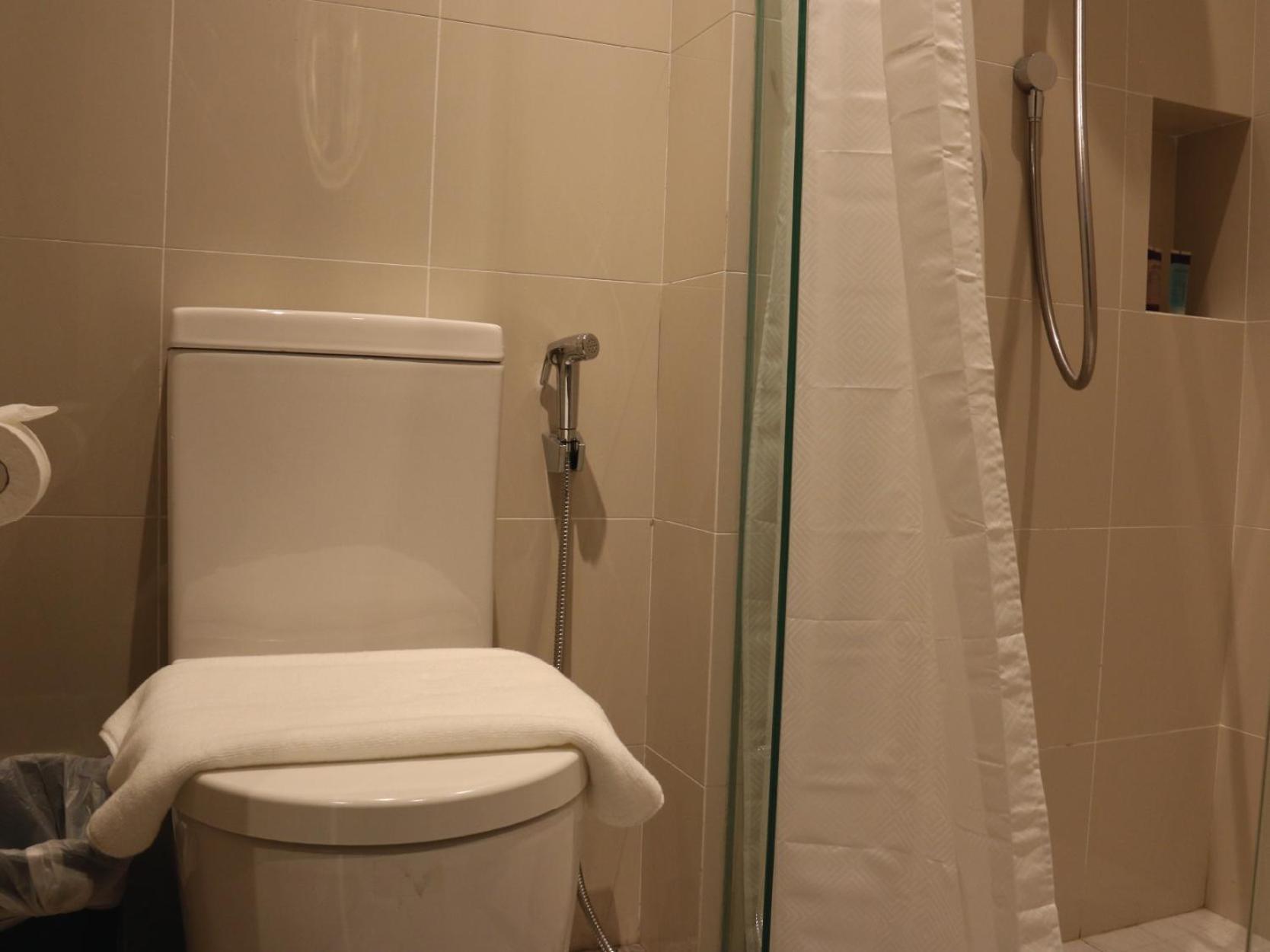 סינגפור Aqueen Prestige Hotel Jalan Besar מראה חיצוני תמונה
